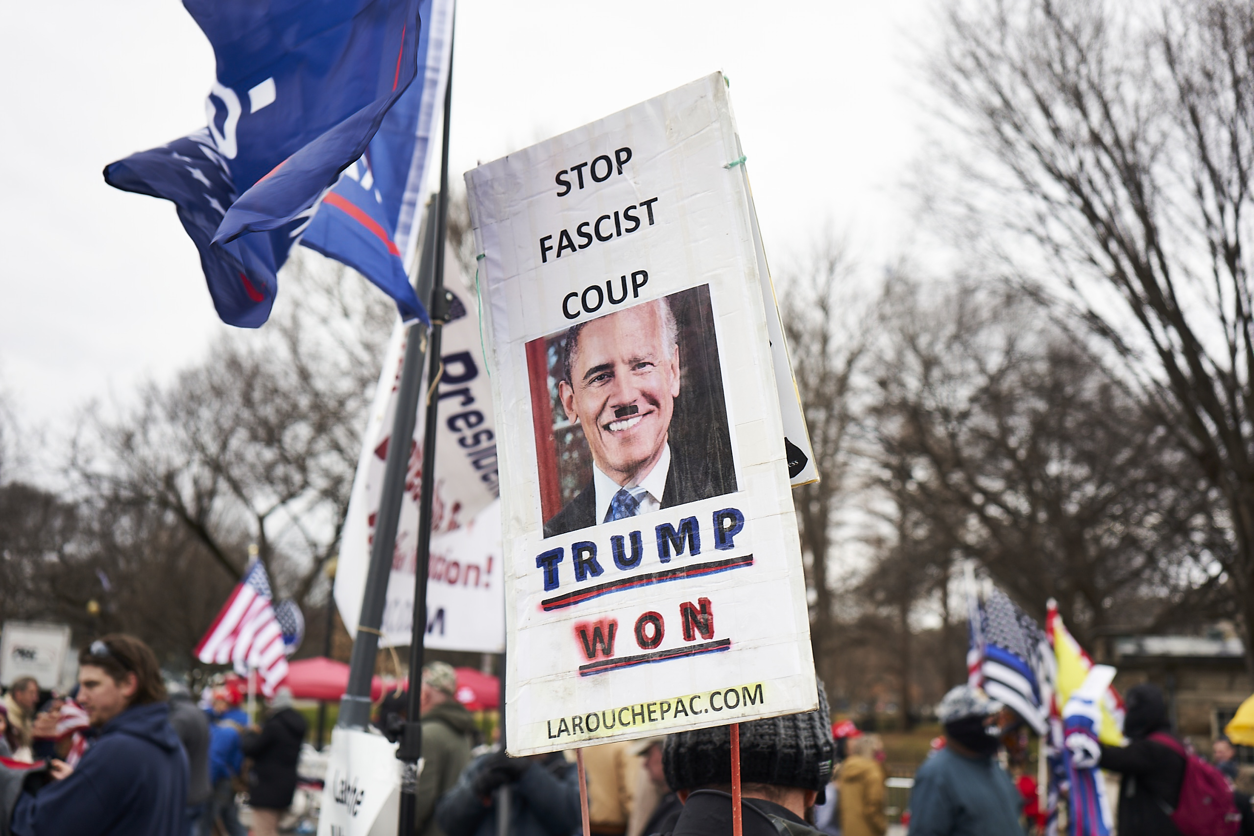 210106-1_DC_Protests_SaveAmericaMarch_NationalMall_SWP_1434